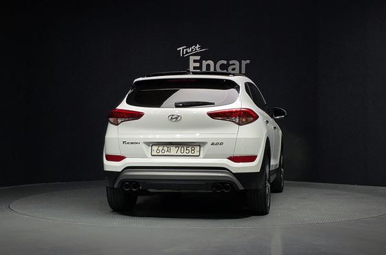 Hyundai Tucson Diesel 2.0 2WD Extreme Edition — пробег 140 778 км — фото 4 из 5