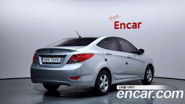 Hyundai Accent 1.4 VVT Premier — пробег 143 766 км — фото 2 из 5