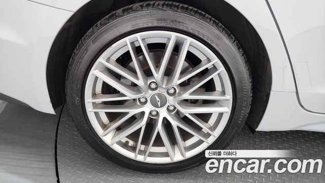 Genesis G70 из Кореи Encar