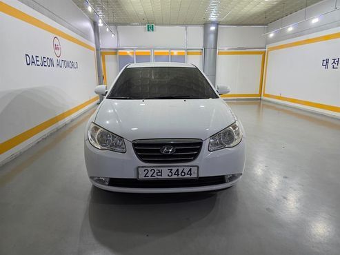 Hyundai AVANTE 1.6 VVT E16 DELUXE — пробег 62 126 км — фото 1 из 5