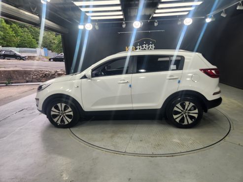 Kia Sportage Diesel 2WD TLX Deluxe — пробег 168 913 км — фото 3 из 5
