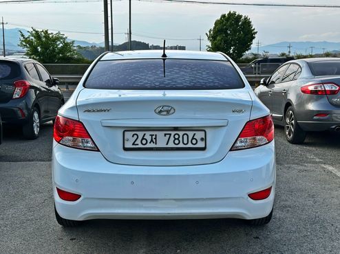 Hyundai Accent Diesel 1.6 VGT Smart — пробег 216 931 км — фото 5 из 5