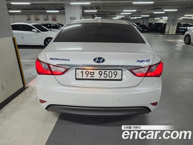 Hyundai Sonata 2.0 Modern — пробег 80 000 км — фото 3 из 5