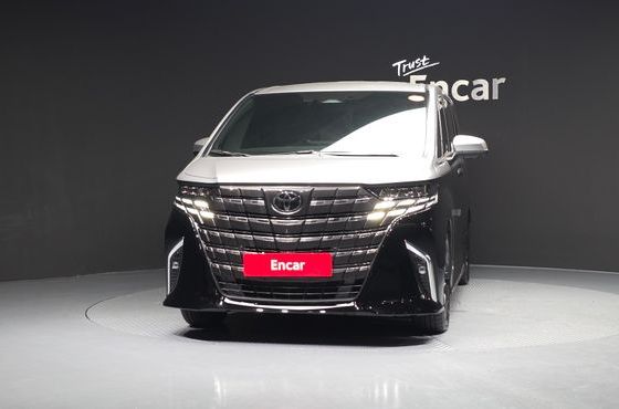 Toyota Alphard 2.5 HEV Executive AWD — пробег 9 399 км — фото 3 из 5
