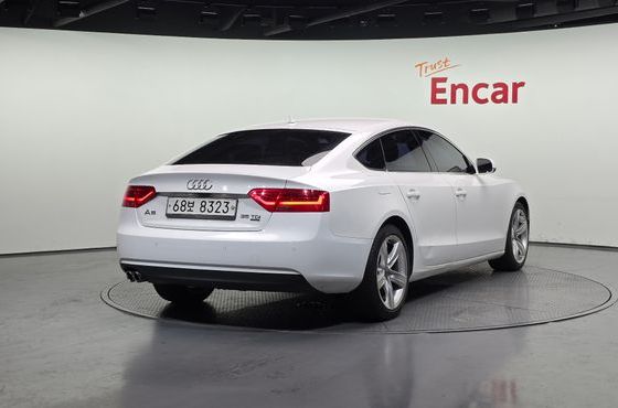 Audi A5 35 TDI Quattro Sportback 8TA — пробег 76 107 км — фото 2 из 5