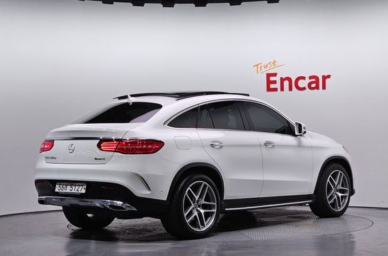 Mercedes-Benz GLE-Class GLE350 d 4MATIC Coupe — пробег 54 366 км — фото 2 из 5