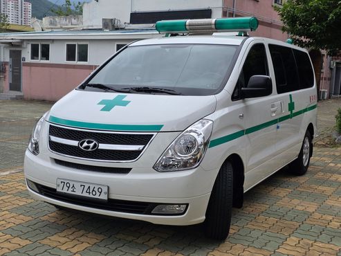 Hyundai Starex Ambulance — пробег 14 291 км — фото 3 из 5