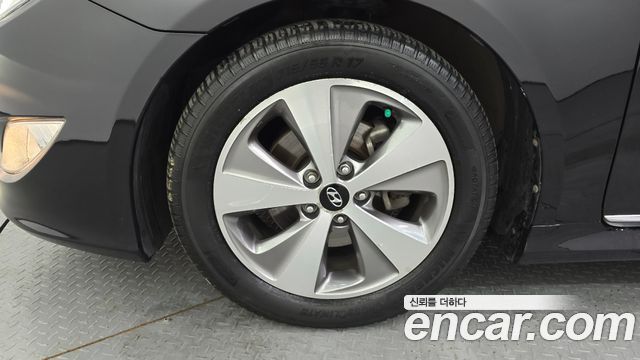 Hyundai Sonata 2.0 Royal — пробег 118 991 км — фото 5 из 5