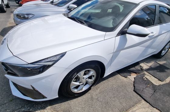 Hyundai AVANTE 1.6 Modern — пробег 154 000 км — фото 4 из 5