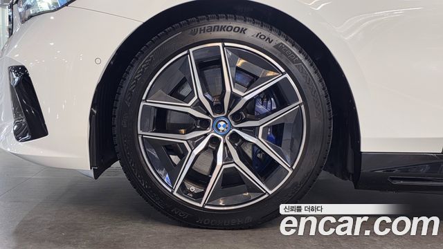 BMW i5 из Кореи Encar