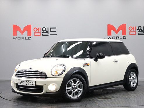 Mini Cooper SE — пробег 88 220 км — фото 1 из 5