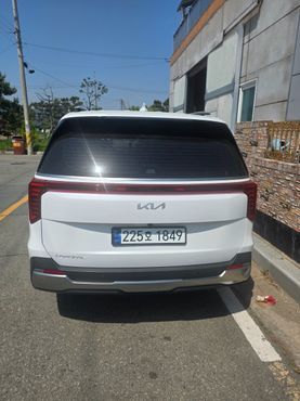 Kia Carnival 9-Seater Noblesse — пробег 31 000 км — фото 3 из 3