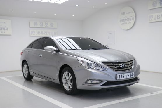 Hyundai Sonata Prime High-Deluxe — пробег 98 465 км — фото 3 из 5