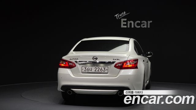 Nissan Altima из Кореи Encar