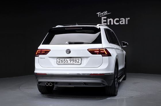 Volkswagen Tiguan 2.0 TDI Prestige — пробег 50 182 км — фото 4 из 5