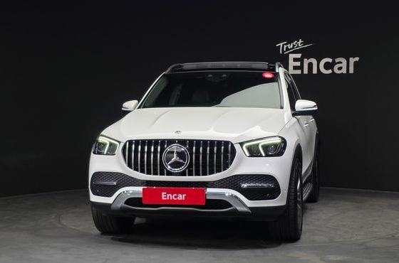 Mercedes-Benz GLE-Class GLE300d 4MATIC — пробег 86 301 км — фото 3 из 5
