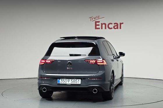 Volkswagen Golf 2.0 GTI — пробег 7 567 км — фото 4 из 5