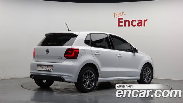 Volkswagen Polo из Кореи Encar