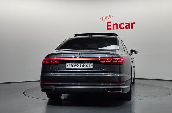 Audi A8 55 TFSI Quattro LWB — пробег 114 151 км — фото 4 из 5