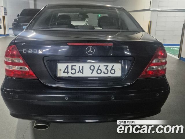 Mercedes-Benz C-Class из Кореи Encar