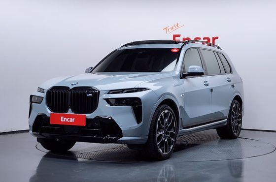 BMW X7 xDrive 40i M Sport 7STR — пробег 22 868 км — фото 1 из 5
