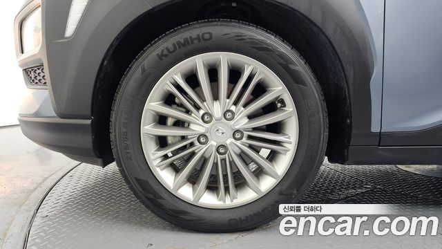 Hyundai Kona из Кореи Encar