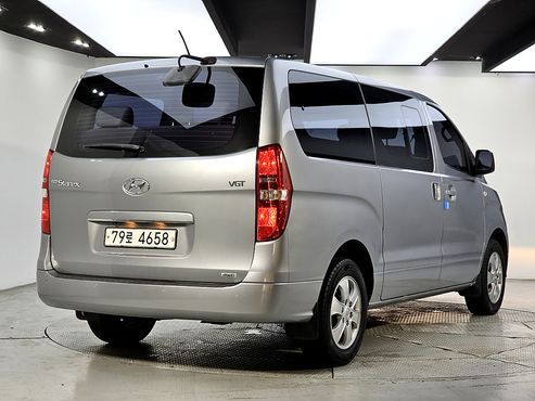 Hyundai Starex 4WD Wagon 12-Seater Smart — пробег 78 776 км — фото 4 из 5
