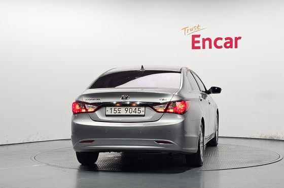Hyundai Sonata Premier — пробег 108 701 км — фото 4 из 5