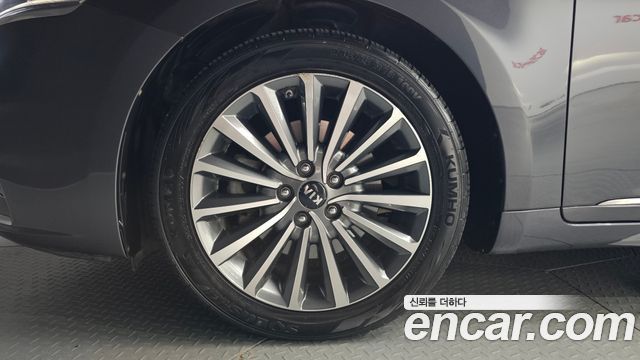 Kia K7 из Кореи Encar