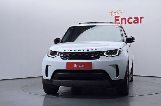Land Rover Discovery 3.0 SD6 SE — пробег 100 430 км — фото 3 из 5