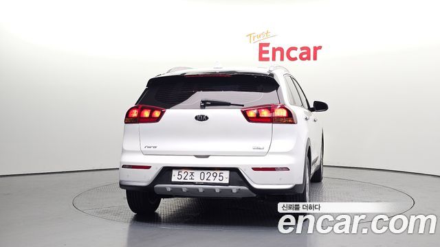 Kia Niro из Кореи Encar