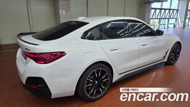 BMW i4 из Кореи Encar