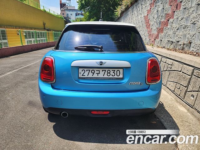 Mini Cooper 5Door Standard 3rd — пробег 148 835 км — фото 5 из 5