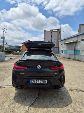 BMW X4 xDrive20i M Sport — пробег 15 200 км — фото 3 из 5
