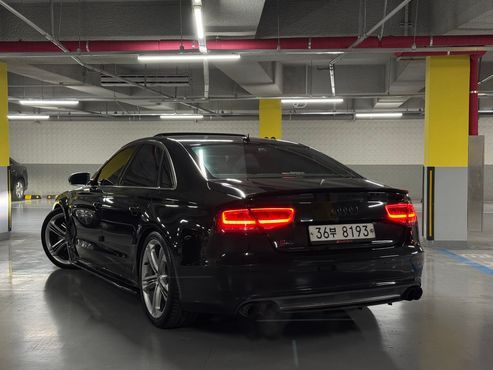 Audi S8 4.0 TFSI quattro D4 — пробег 158 000 км — фото 4 из 5