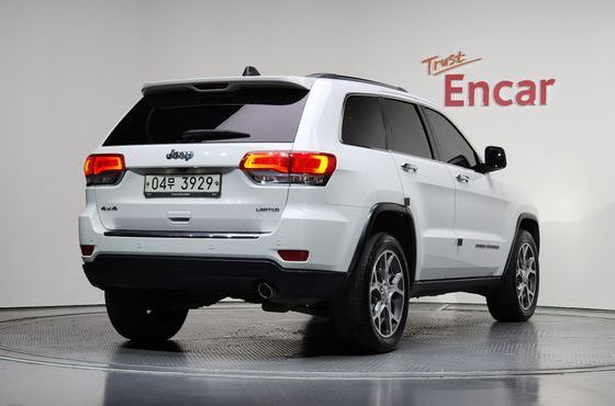Jeep Cherokee 3.6 Limited WK2 — пробег 109 760 км — фото 2 из 5
