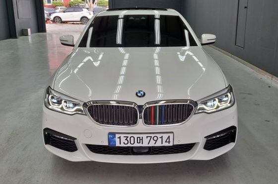 BMW 5-Series 520d xDrive M Sport Package Plus — пробег 91 214 км — фото 3 из 5
