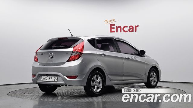 Hyundai Accent WIT 1.4 VVT Premier — пробег 96 012 км — фото 2 из 5
