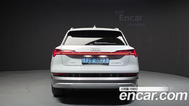Audi e-tron из Кореи Encar