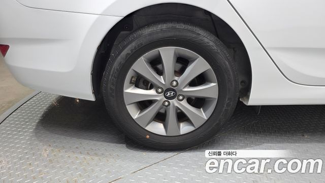 Hyundai Accent из Кореи Encar