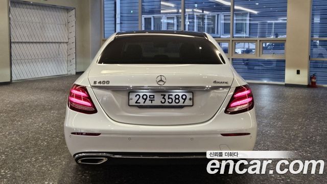 Mercedes-Benz E-Class из Кореи Encar