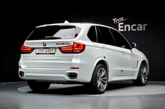 BMW X5 xDrive 40d — пробег 118 554 км — фото 2 из 5