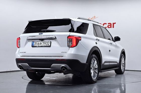 Ford Explorer 2.3 LimIted 4WD — пробег 80 050 км — фото 2 из 5