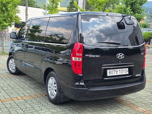 Hyundai Starex Van 3-Seater Smart — пробег 289 029 км — фото 4 из 5