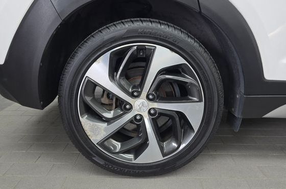 Hyundai Tucson Diesel 2.0 2WD Extreme Edition — пробег 106 076 км — фото 5 из 5