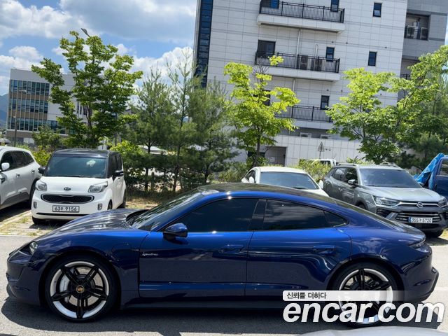 Porsche Taycan 4S — пробег 18 000 км — фото 3 из 5
