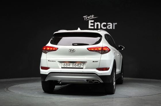 Hyundai Tucson Diesel 2.0 2WD Modern — пробег 112 427 км — фото 4 из 5