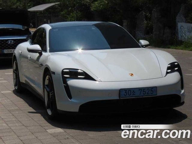 Porsche Taycan из Кореи Encar