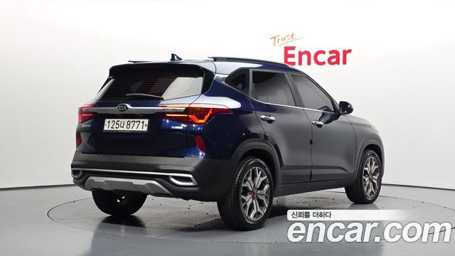 Kia Seltos из Кореи Encar