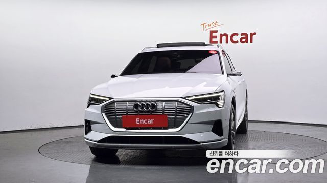 Audi e-tron из Кореи Encar